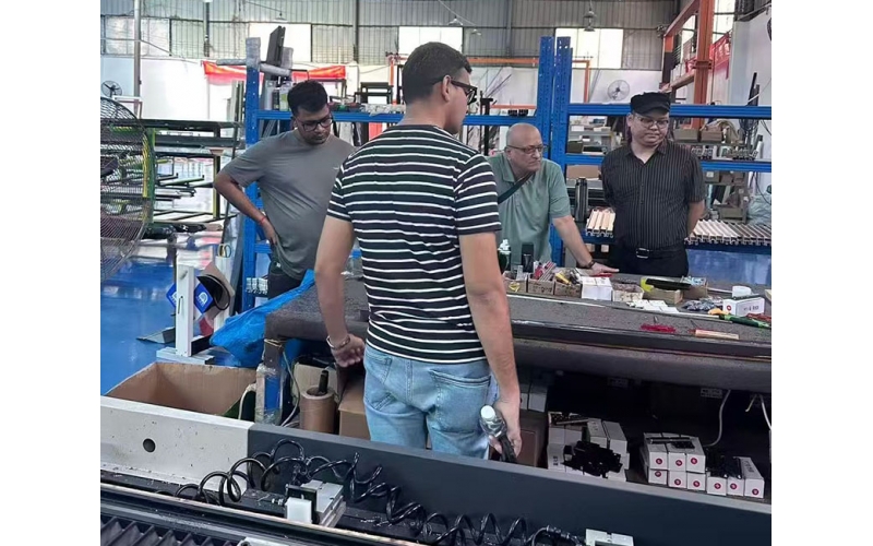 Welcome Indian customers to visit Deque PT Doors and Windows Factory, deepen cooperation between China and India, and share technology between China and India
